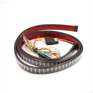 Three-row pickup truck taillight belt